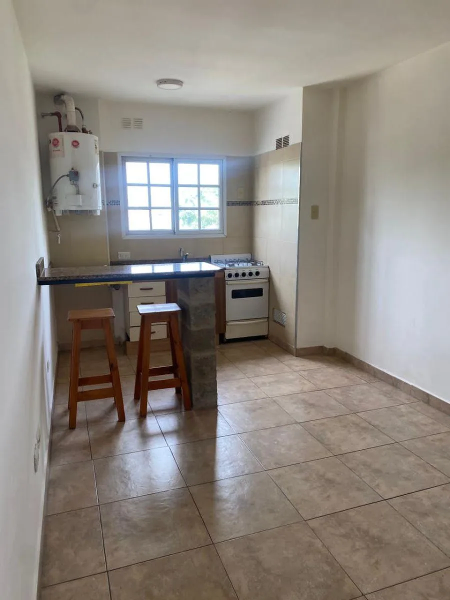 Apartamento de dois ambientes (PH) com 1 quarto em Lanús Este