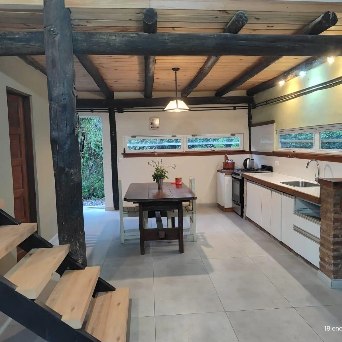 Casa com 2 dormitórios com jardim e piscina em Buenos Aires