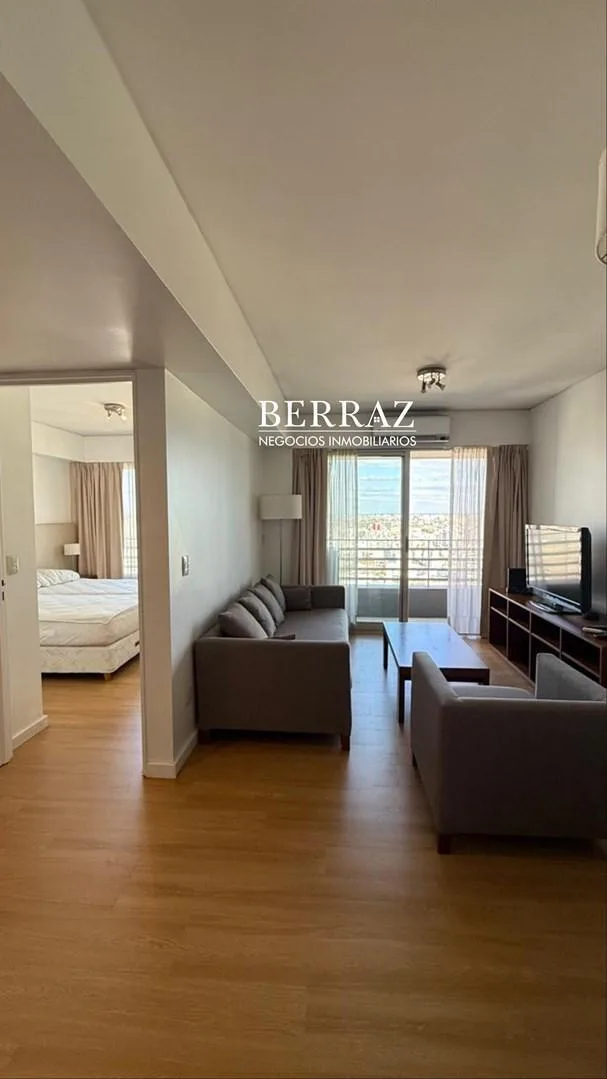 Apartamento de dois ambientes mobiliado com 1 suíte em San Telmo