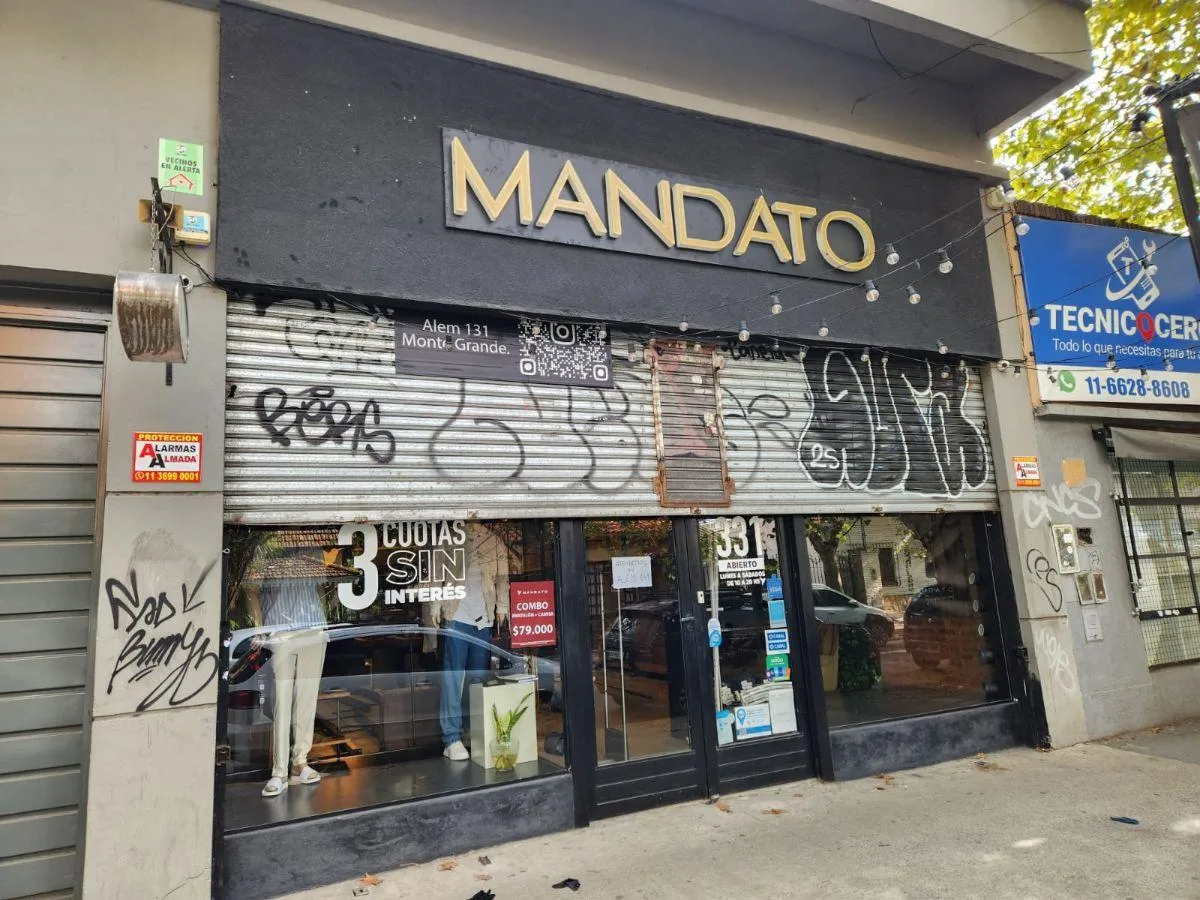 Gran Salón con Entrepiso y Doble Baño – Ideal Múltiples Destinos