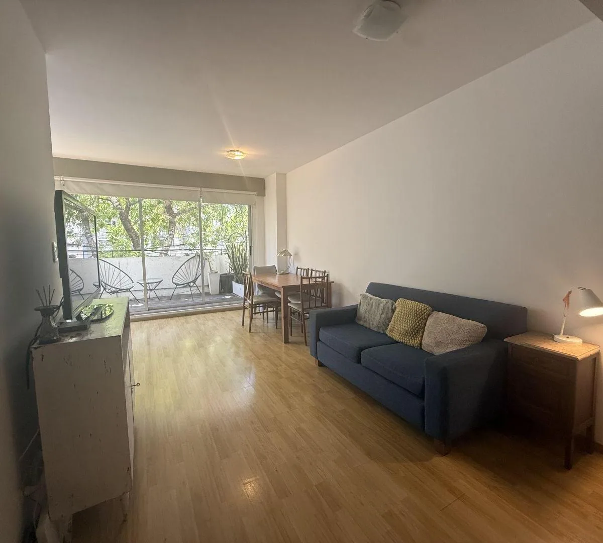 Monoambiente con balcón en Belgrano