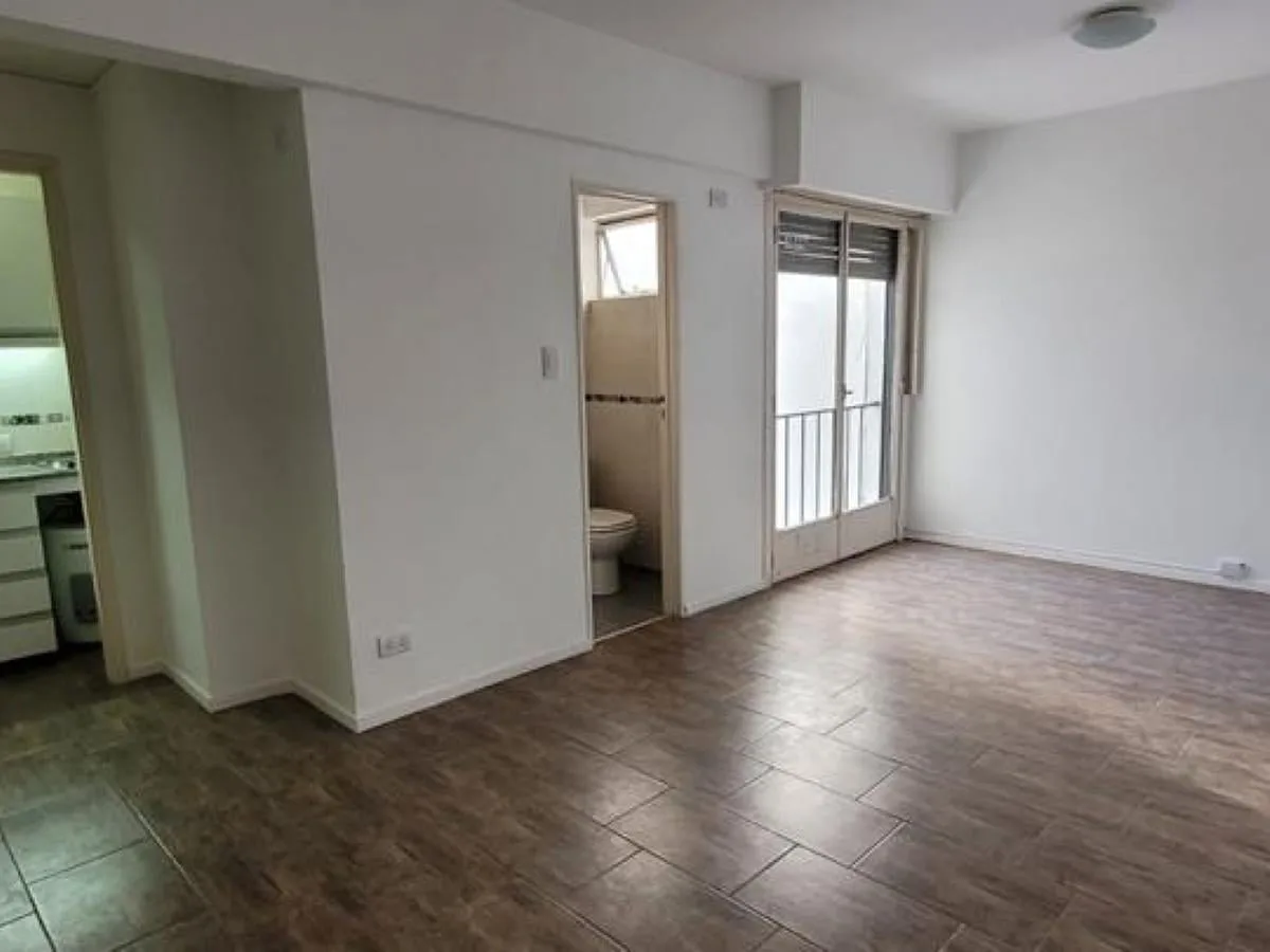 Kitnet com varanda em Palermo