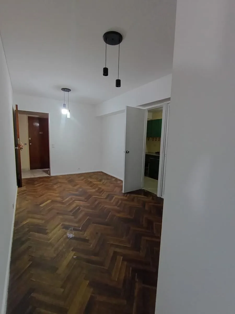 Apartamento de 1 dormitório em Recoleta
