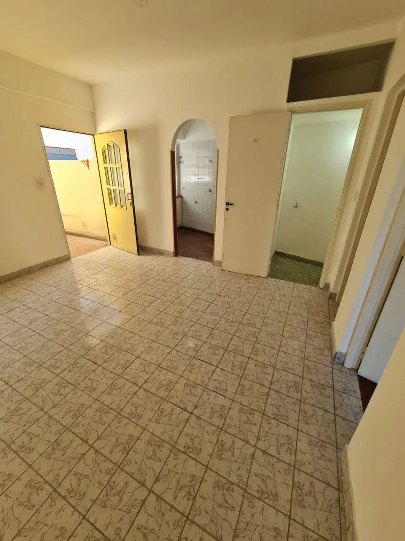 Квартира с 1 спальней и офисом в Liniers