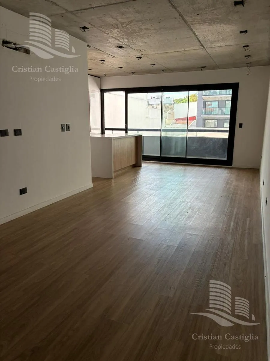 Departamento de 3 dormitorios con parrilla y cochera en Liniers