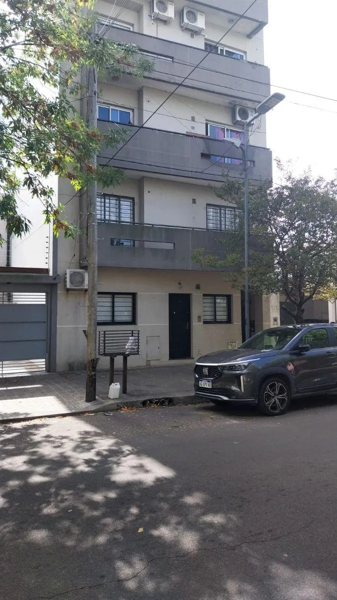 Departamento de 40 m&sup2; con 1 Dormitorio en Alquiler en La Plata