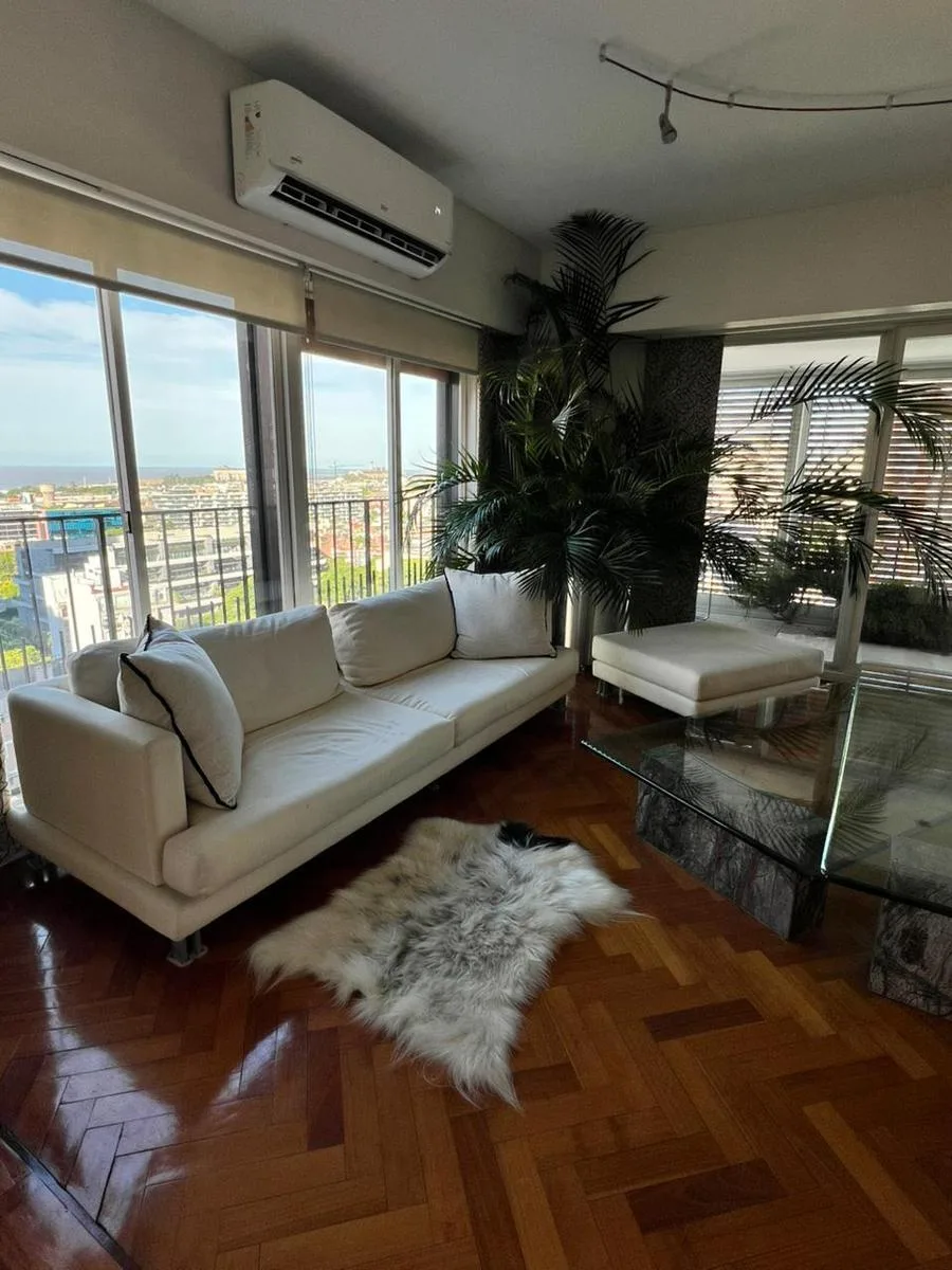 Apartamento mobiliado de quatro ambientes em Palermo Chico