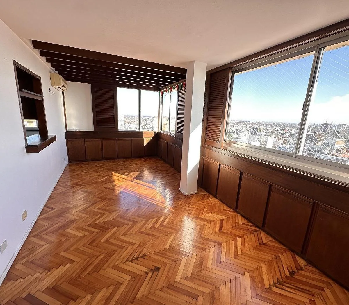 Departamento de 3 ambientes apto profesional en San Isidro
