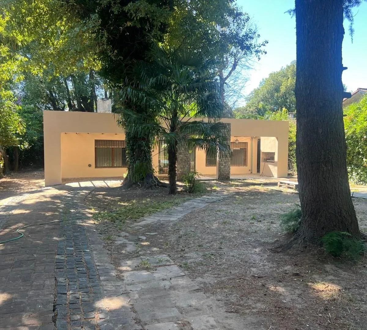 Chalet-house с 3 спальнями в Beccar