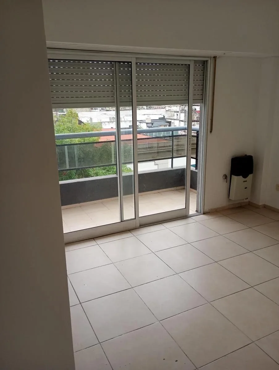 Departamento de 2 ambientes con 1 dormitorio en Flores