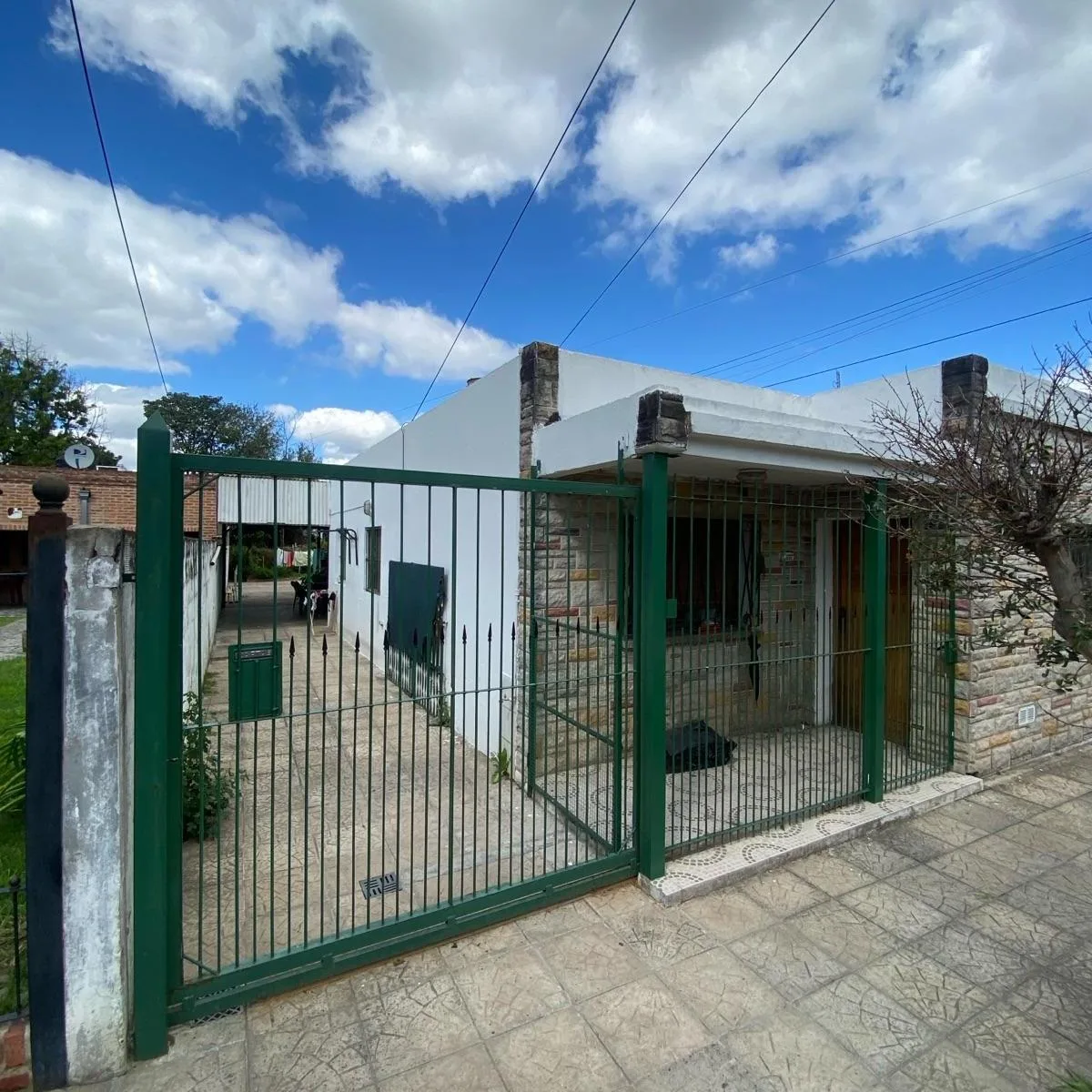PH de dois ambientes em José C. Paz
