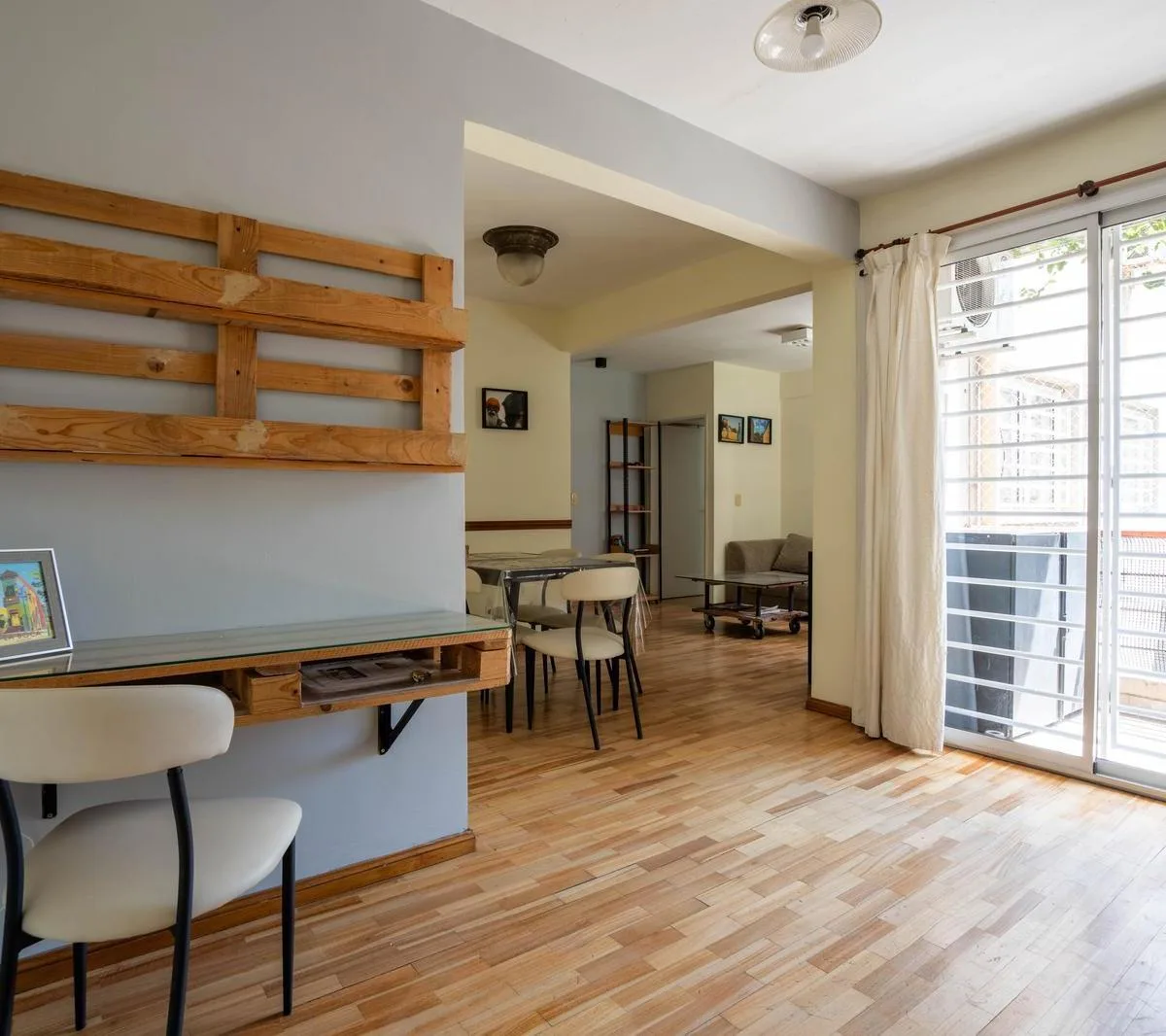 Departamento de 2 ambientes amoblado con balcón en Chacarita