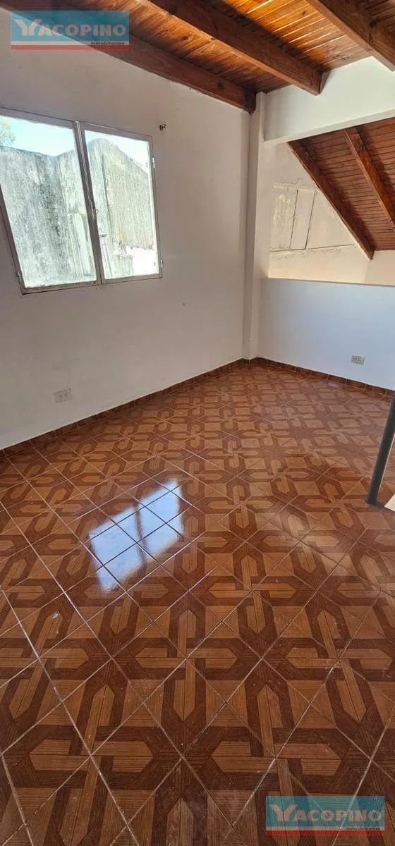 PH de dois ambientes com pátio em Villa Lugano