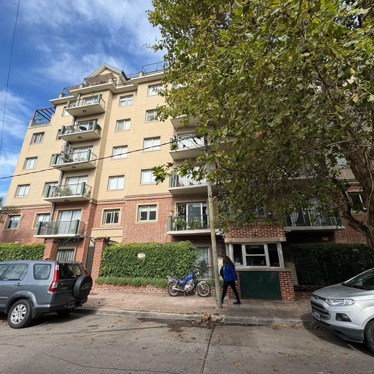Two-bedroom apartment in Adrogué
