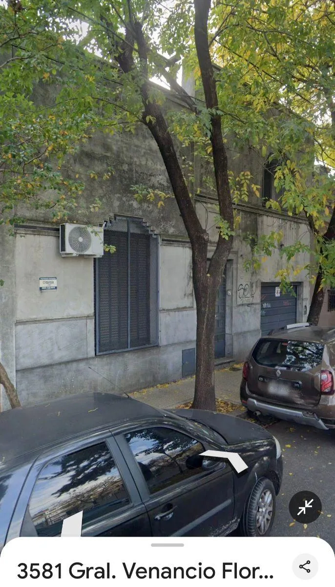 Casa de 6 dormitórios em Floresta Sur