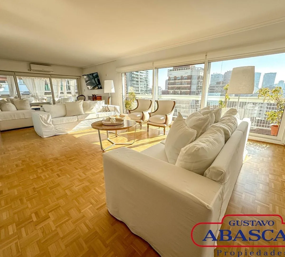 Apartamento de 4 dormitórios em Palermo