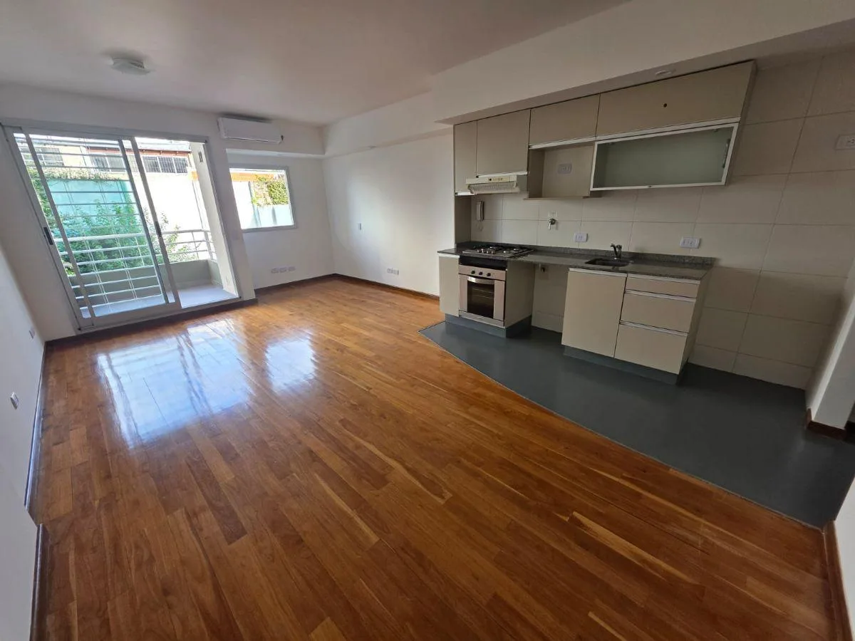 Квартира-студия 33 m² с балконом и террасой с зоной гриля в Buenos Aires