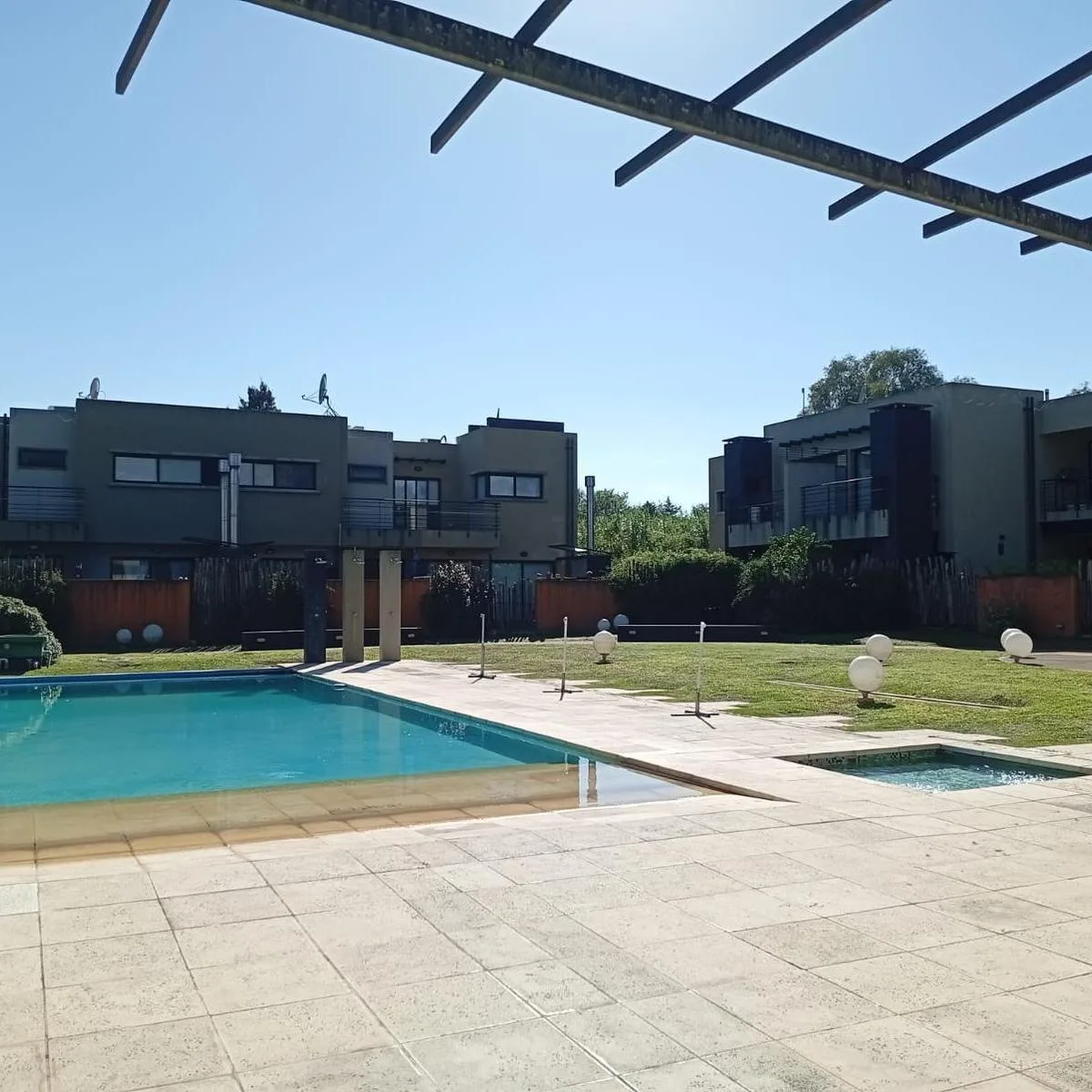 Departamento en Canning (E. Echeverria)