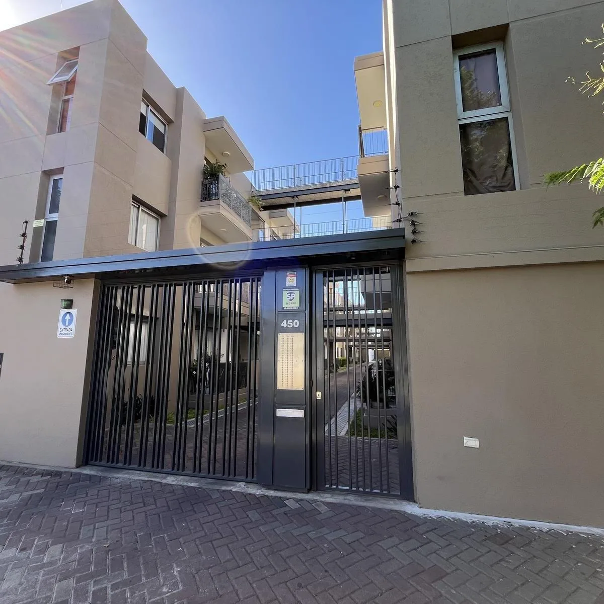 Monoambiente en planta baja en Banfield Este