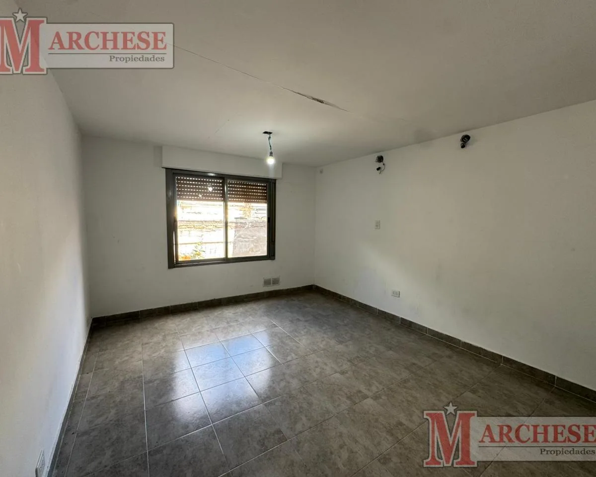 Kitnet reformada em Castelar