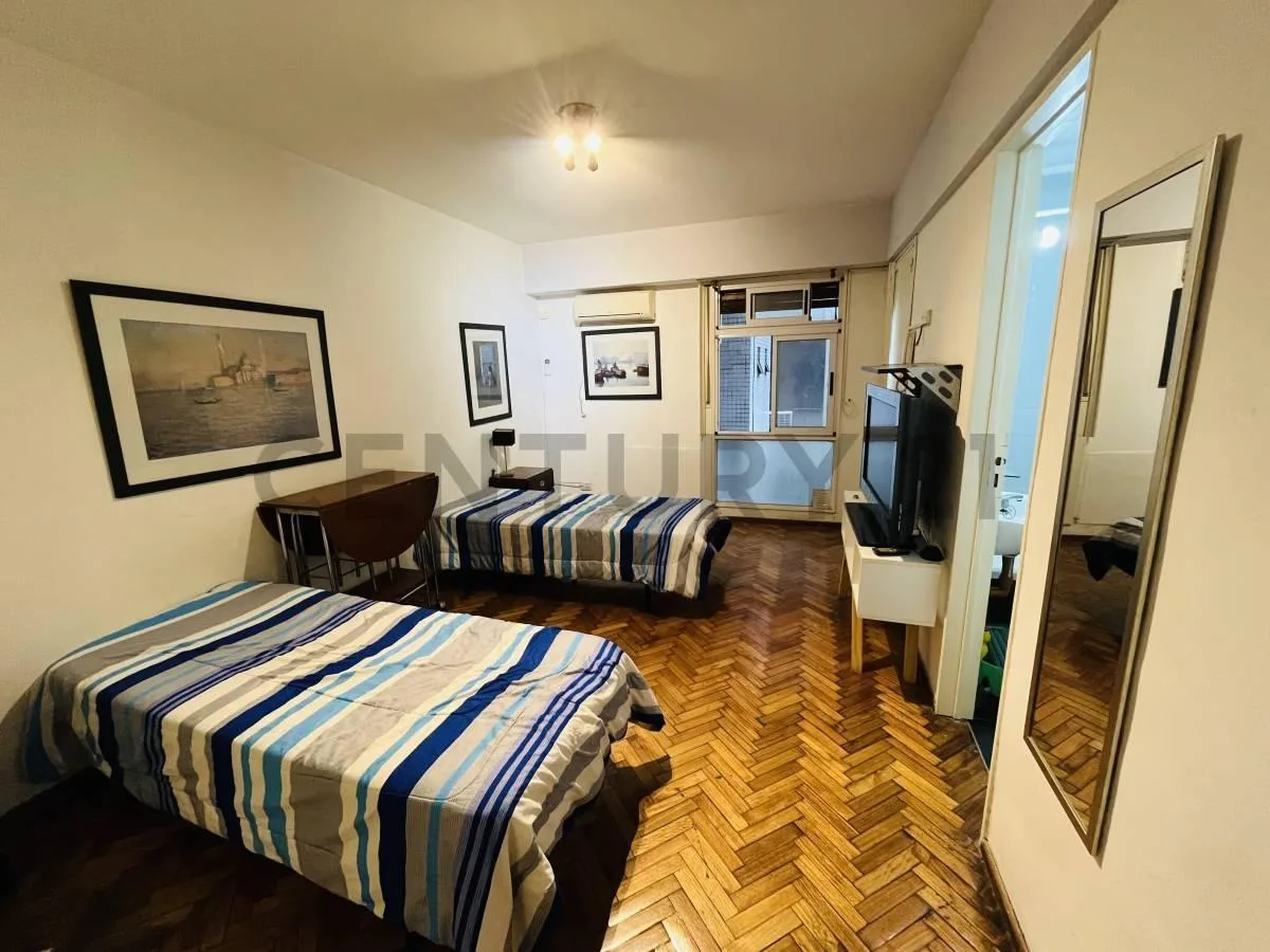 Kitnet apartamento de fundos em Balvanera