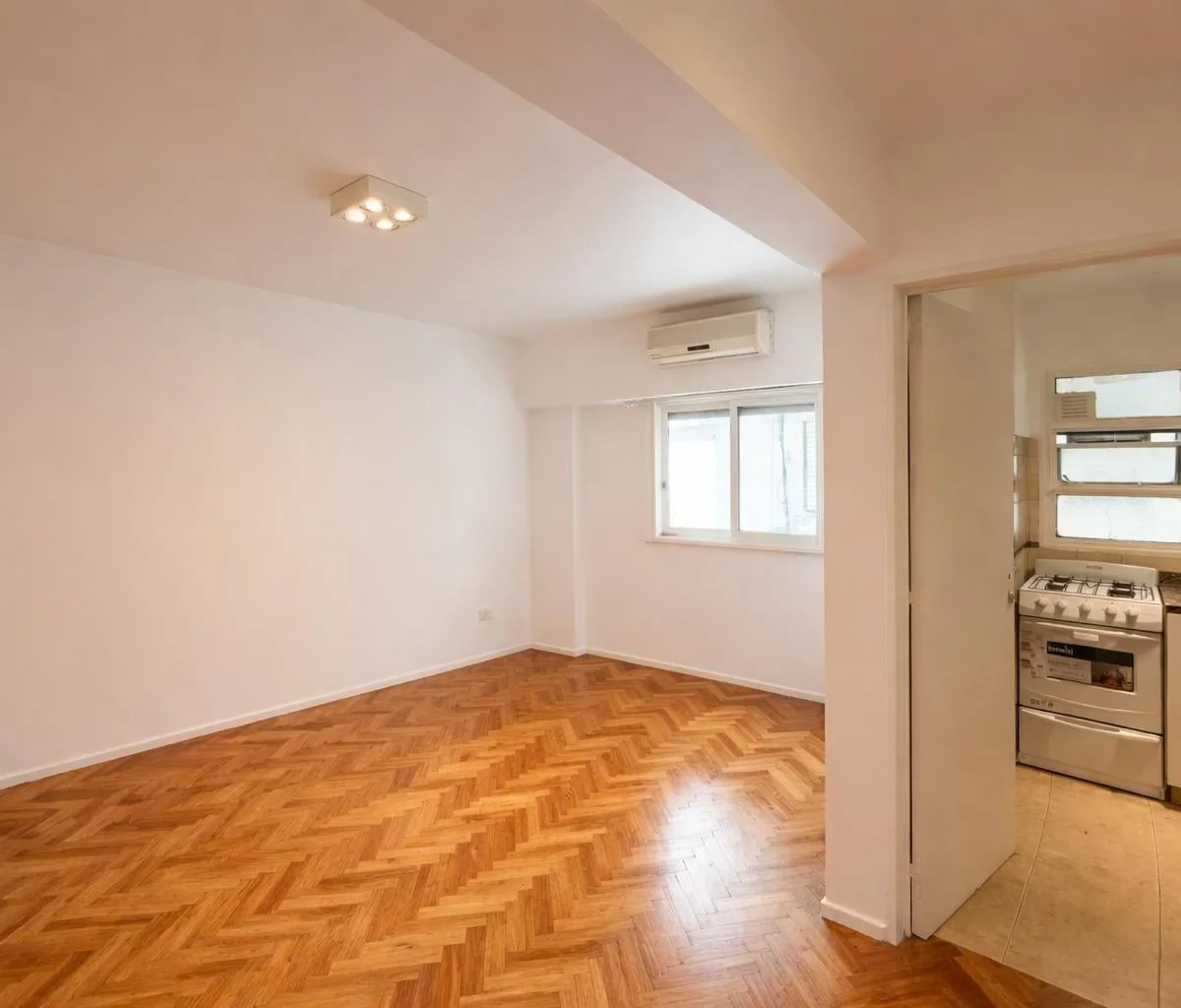 Квартира с 1 спальней в Retiro