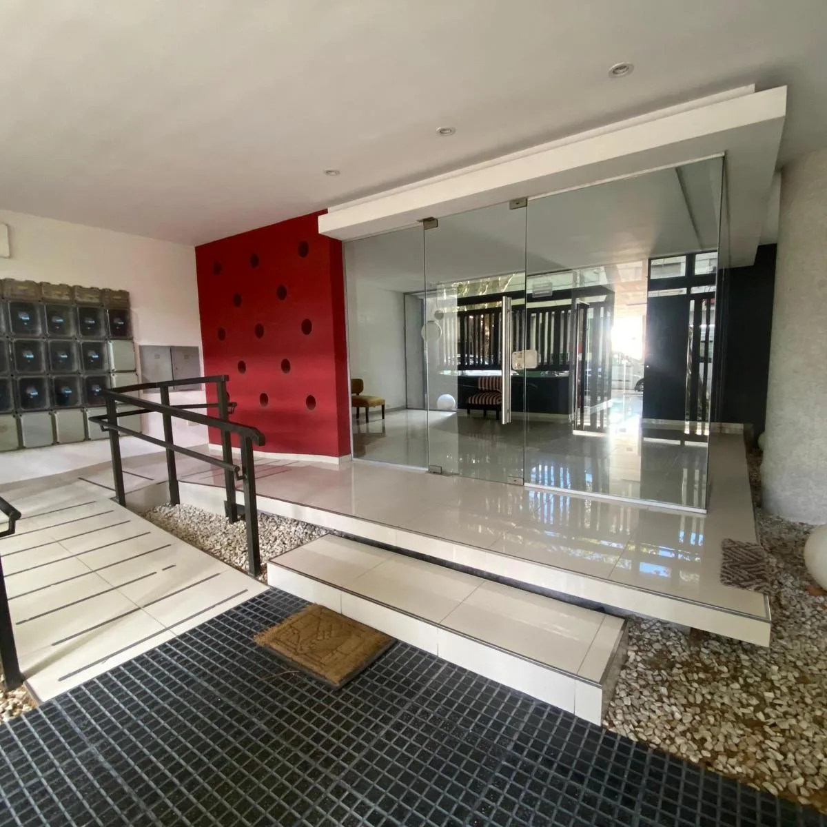 Studio apartment with balcony in La Plata