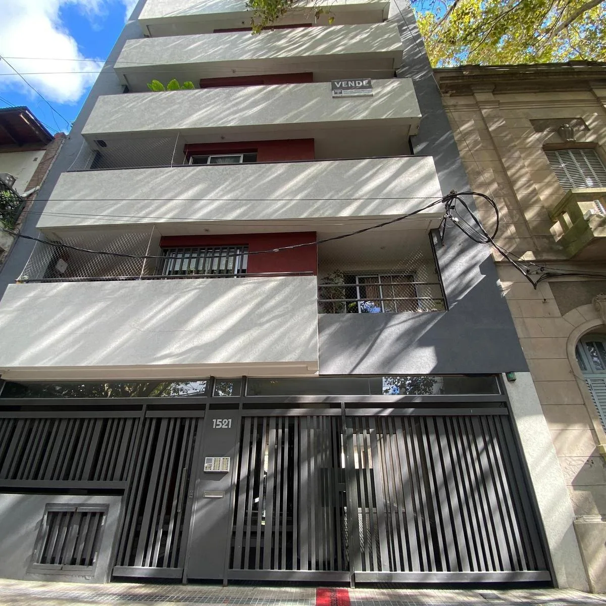 Kitnet com varanda em La Plata
