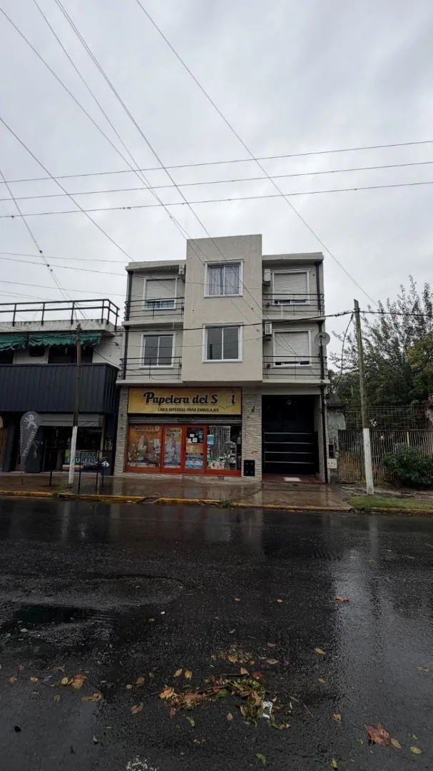 Departamento 3 Ambientes en Moreno Centro