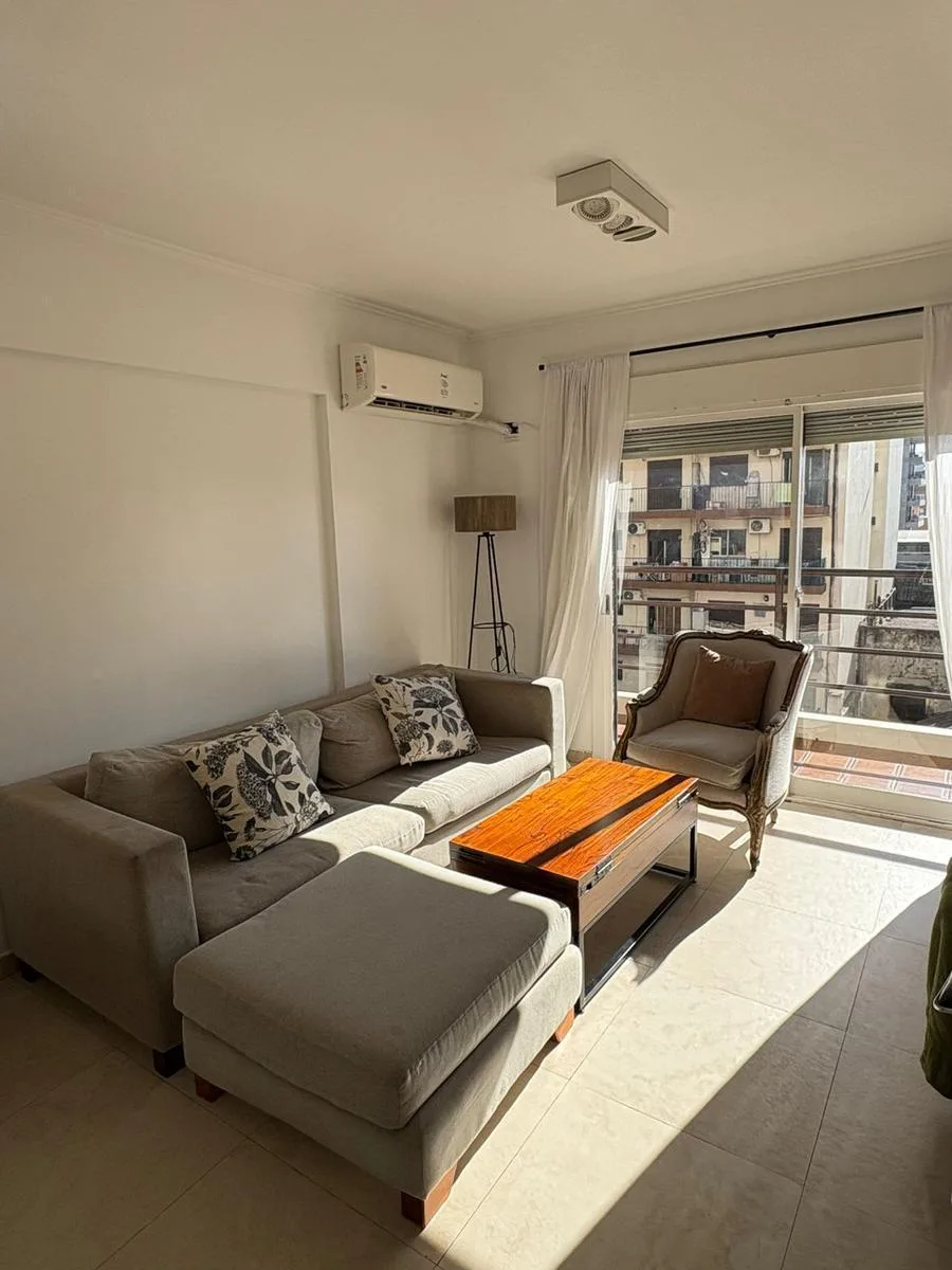 Departamento de 2 ambientes con balcón amoblado en Saavedra
