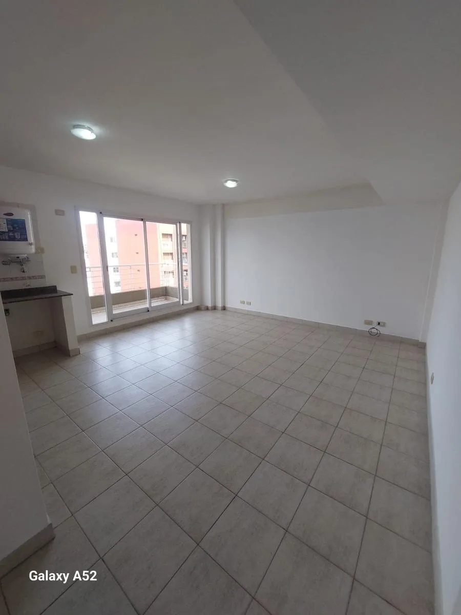 Two-room apartment with balcony in Flores