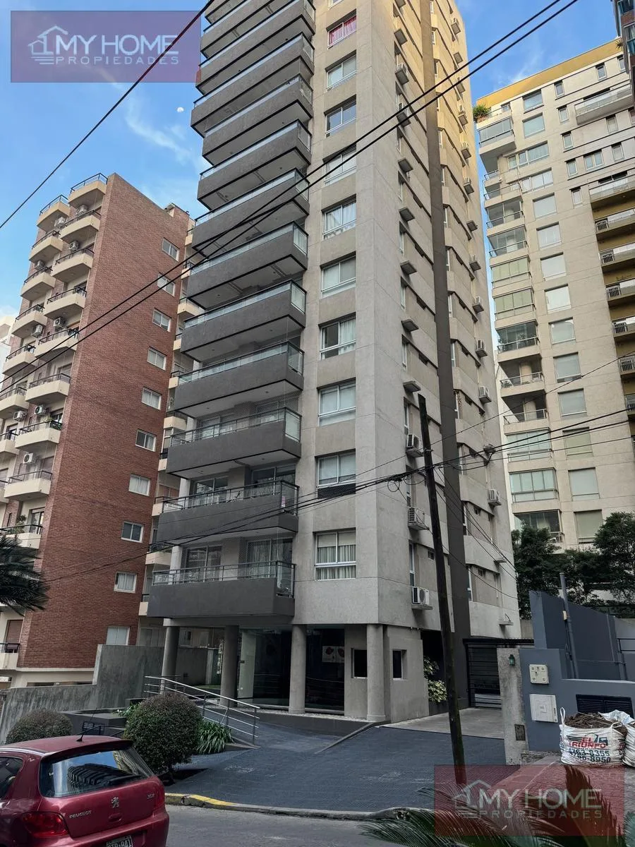 Apartamento de três ambientes com 2 dormitórios em Olivos