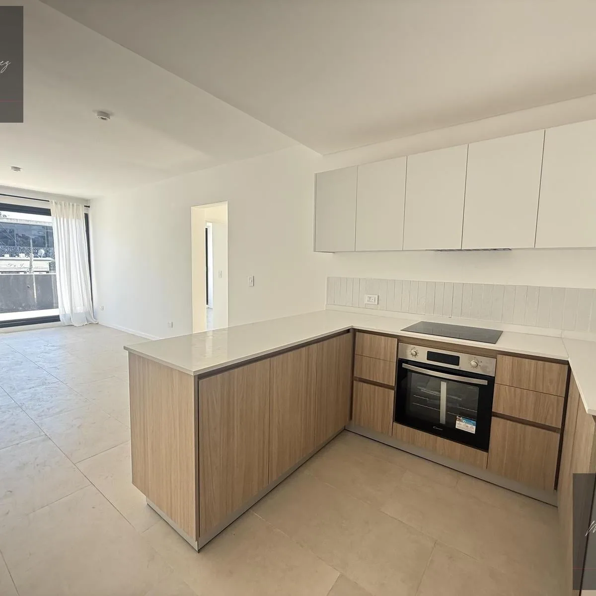 Departamento de 3 ambientes en Small Center - Tortugas Norte (alquiler)