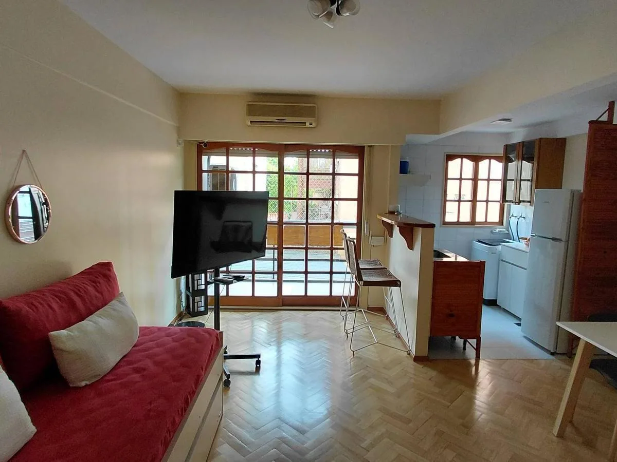 Меблированная двухкомнатная квартира с 1 спальней в Núñez