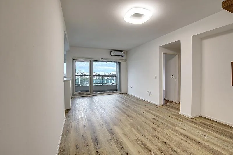 Two-room apartment with parking in Caballito
