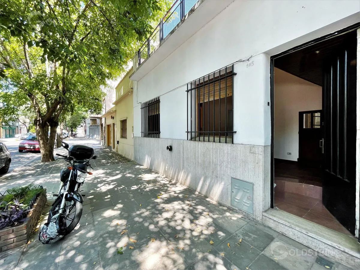 PH de 3 ambientes con patio y terraza en Villa Crespo