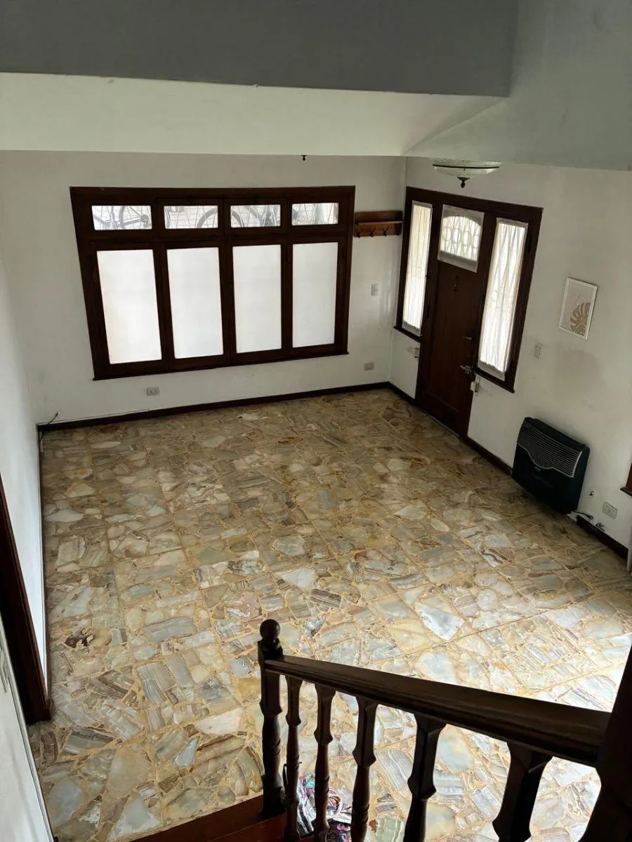 Casa de 3 ambientes en Villa Sarmiento, Morón