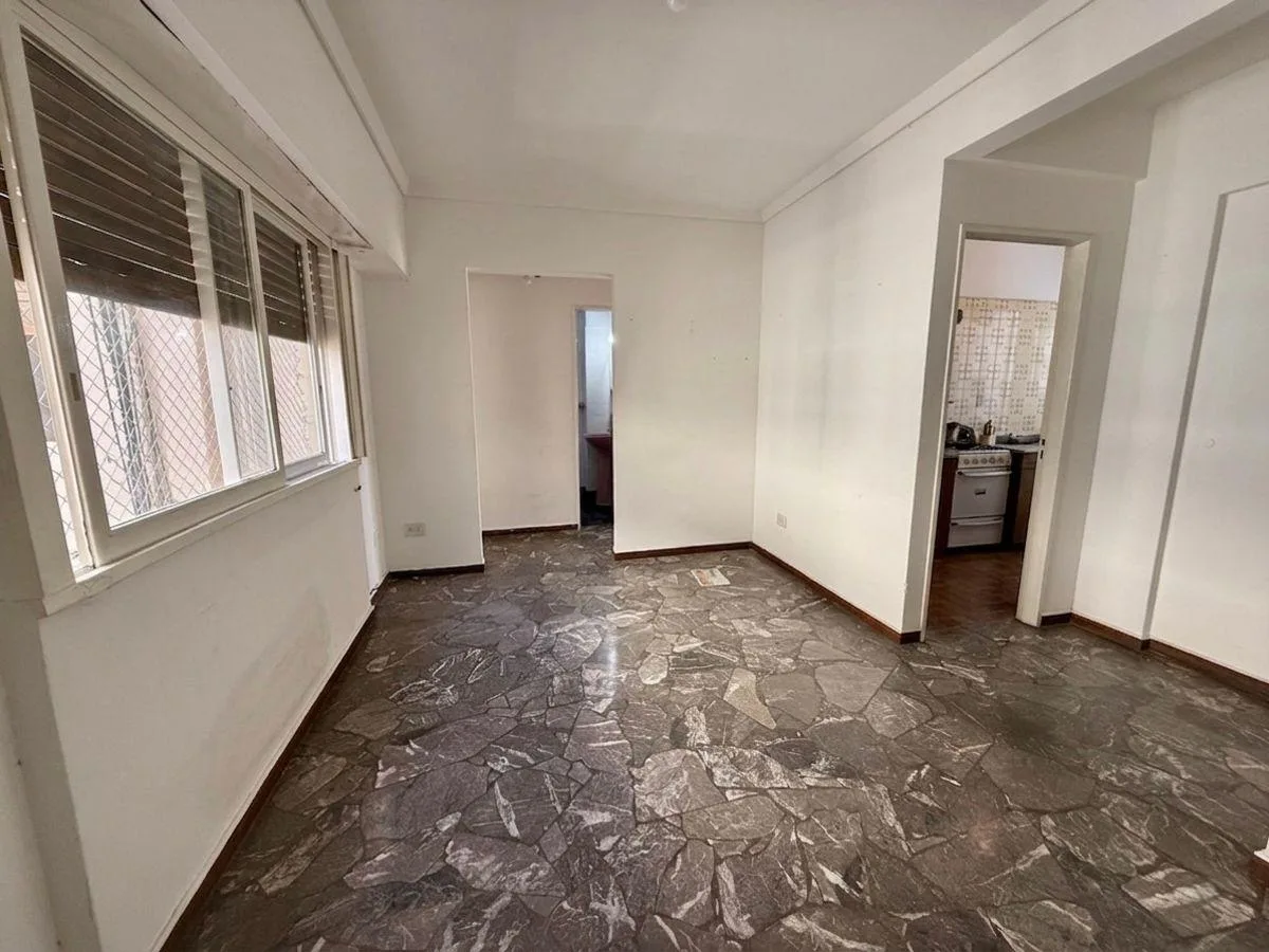 Three-room apartment in Villa Urquiza