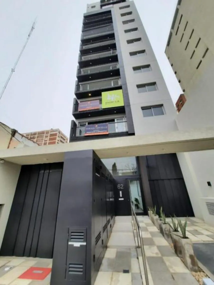 Monoambiente con cochera en Lomas de Zamora Oeste