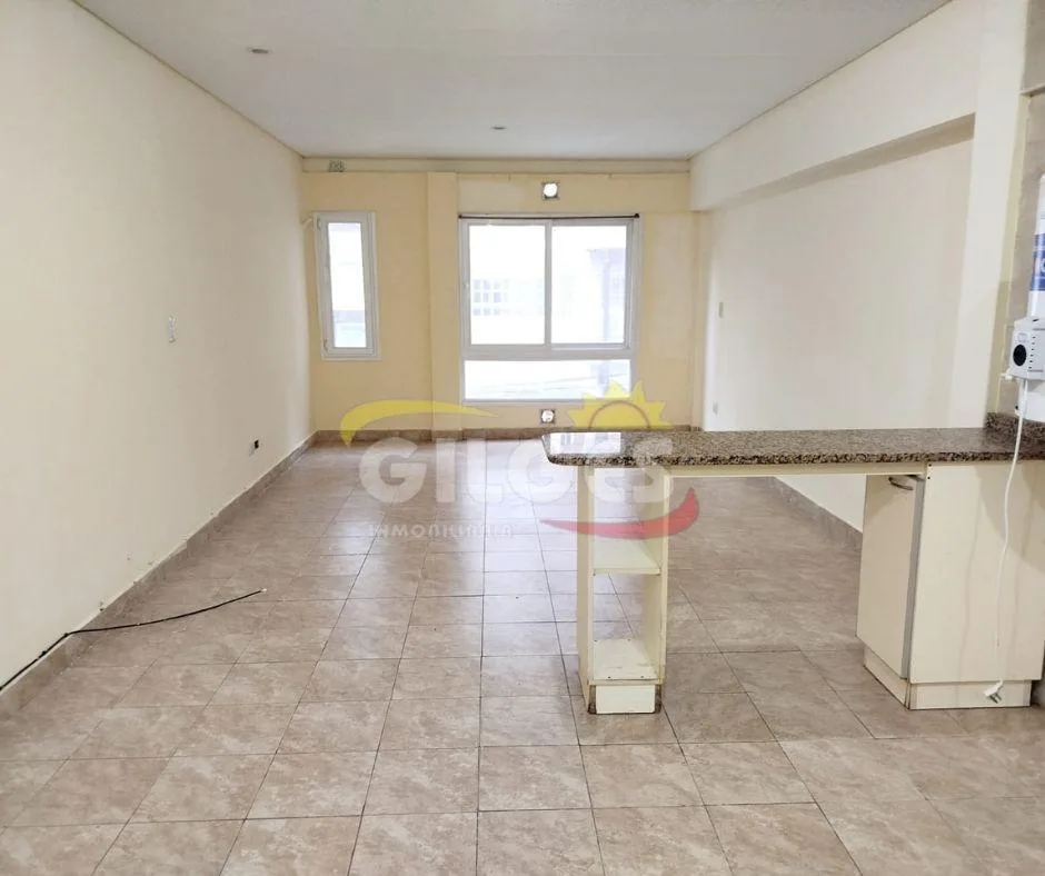 Kitnet divisível em Ramos Mejía, na frente da rua