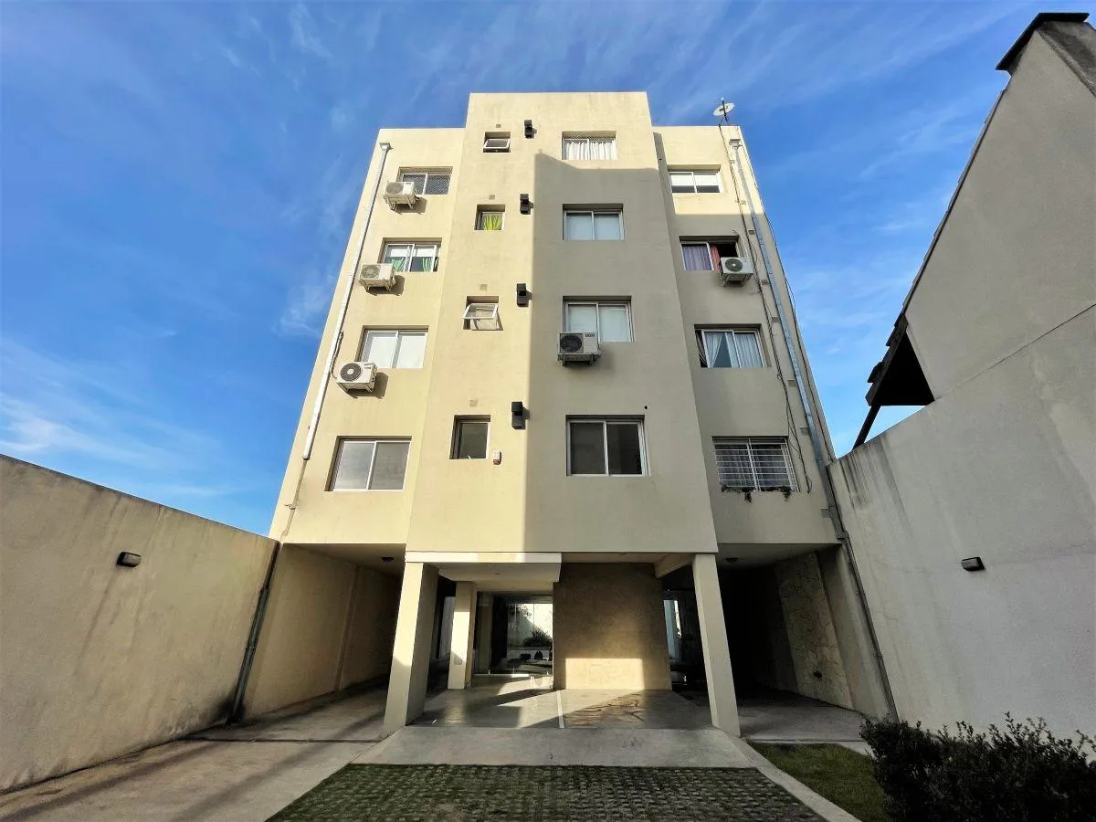 One-bedroom apartment in Castelar Sur, Morón