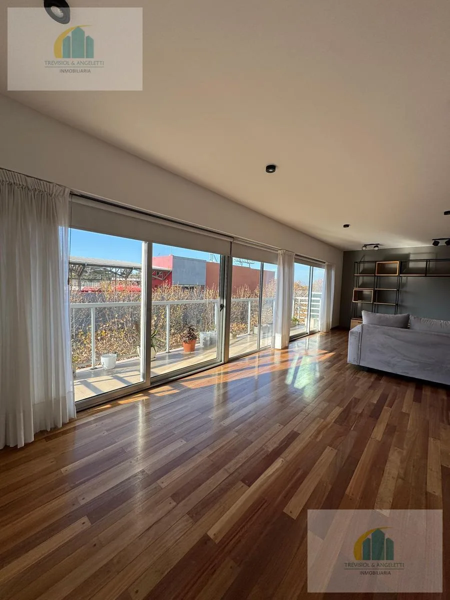 Apartamento de três dormitórios para alugar em La Plata