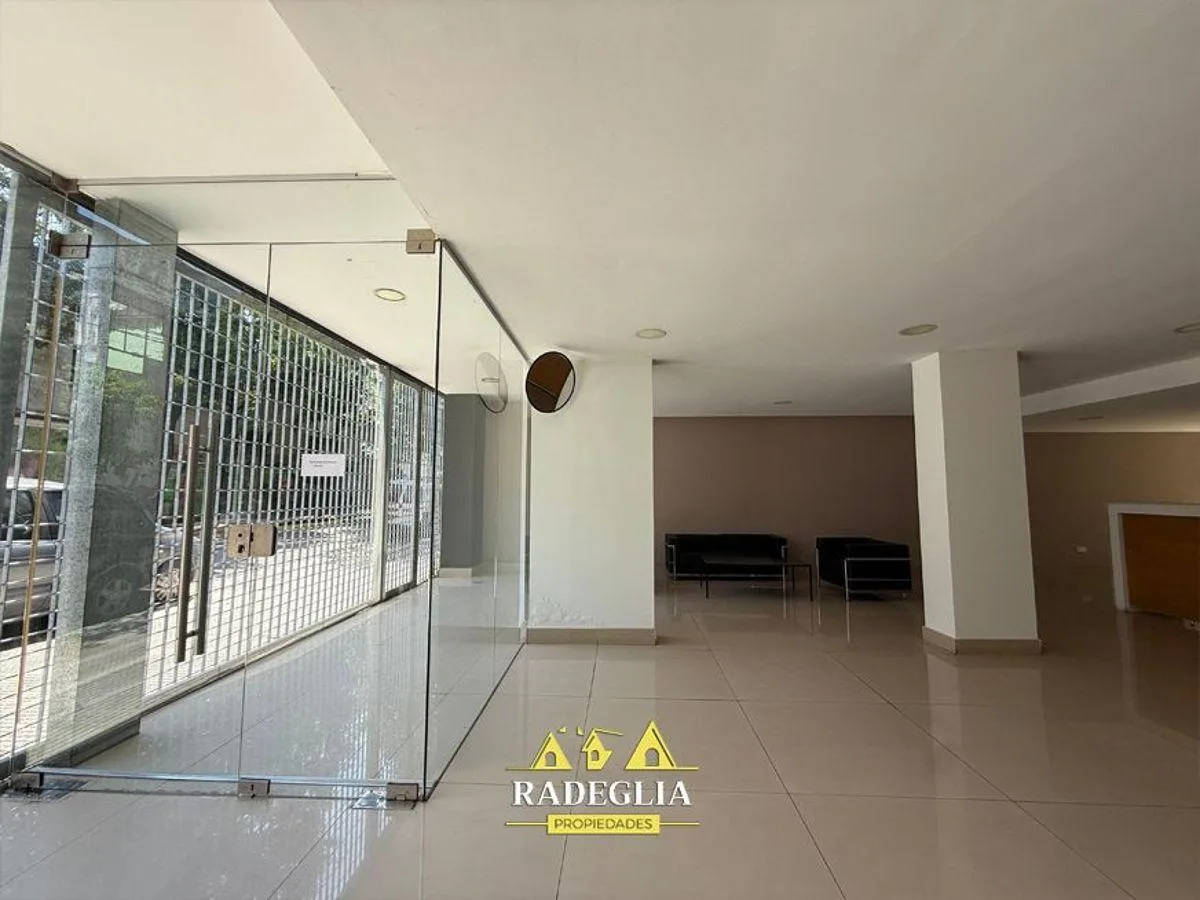 Monoambiente en Balvanera con balcón