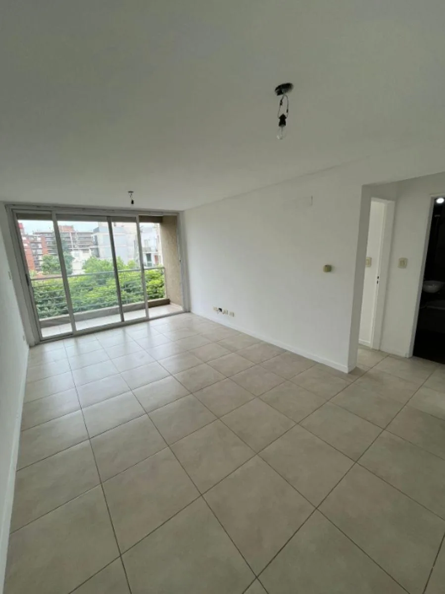 Departamento de 2 ambientes con cochera en Castelar