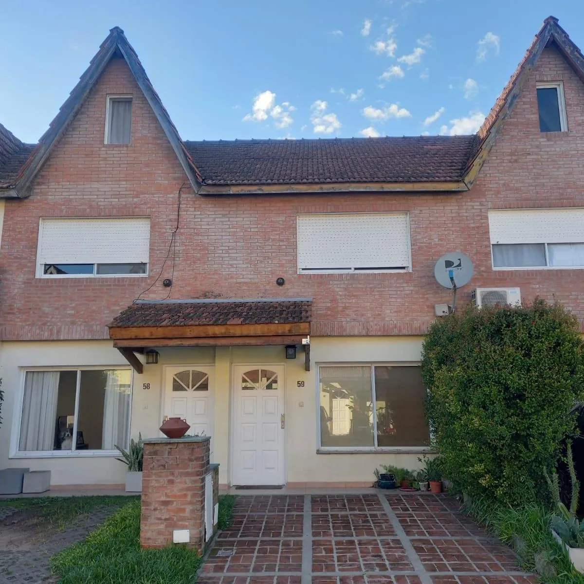 Triplex de 4 ambientes en Tigre (Barrio Cerrado El Pinar)