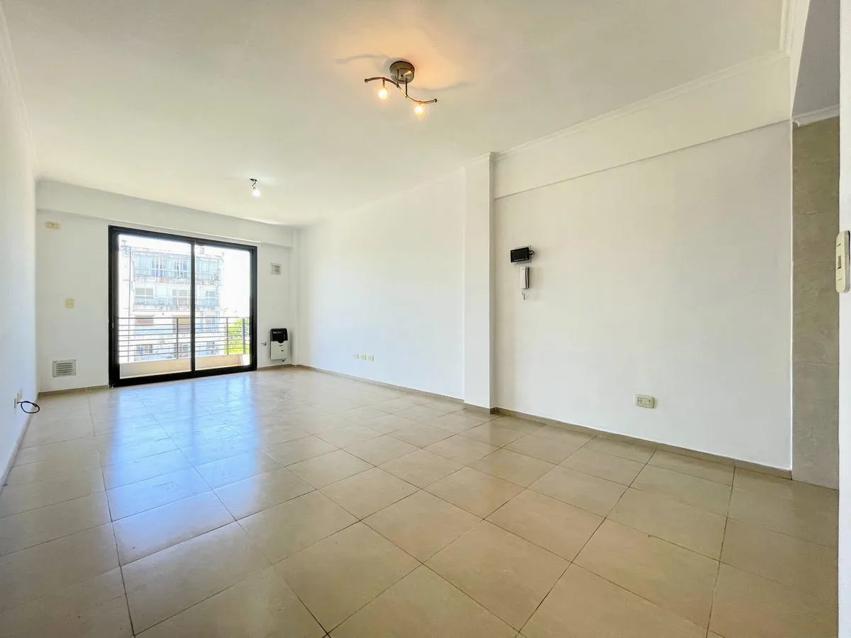 Kitnet com varanda em Floresta