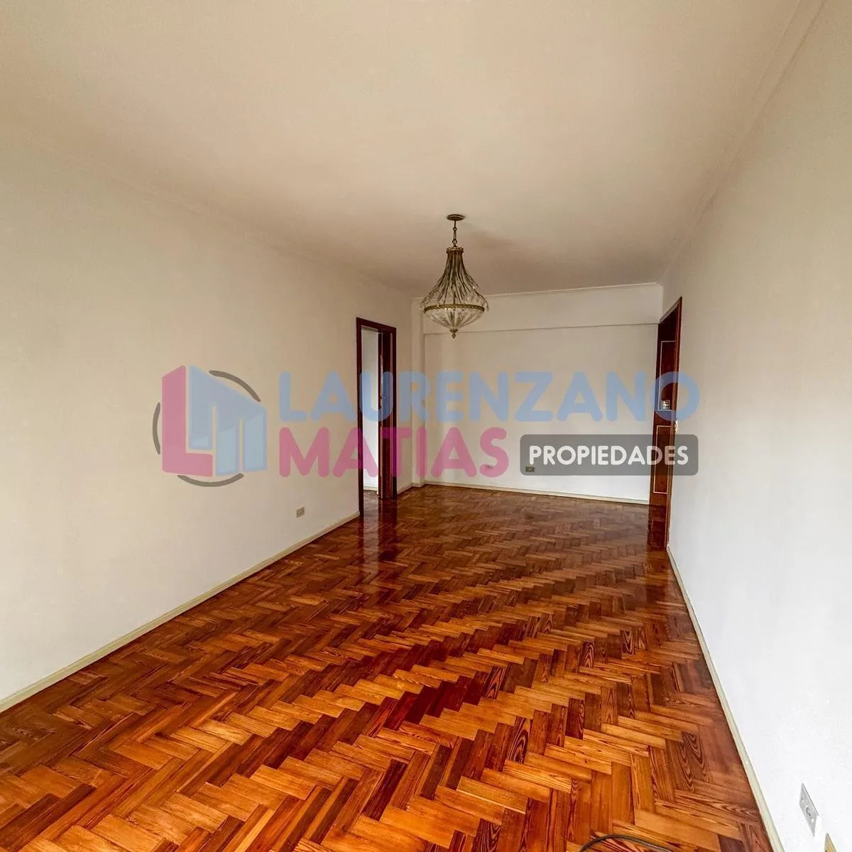 Two-room apartment with balcony in Villa Urquiza