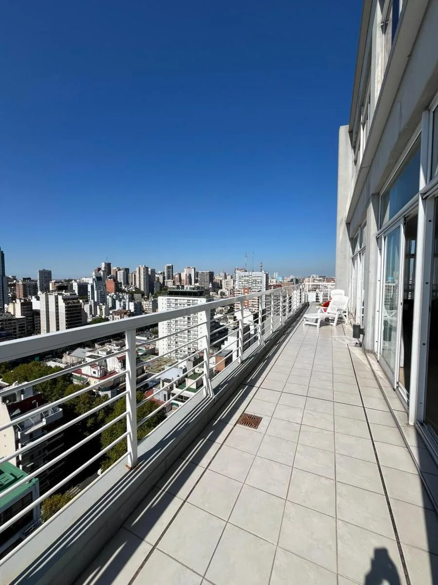 Apartamento de dois ambientes com vaga de garagem fixa em Belgrano