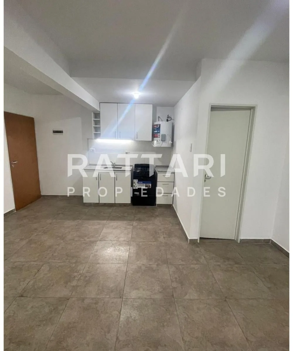 Ground-floor studio apartment in Villa Luzuriaga near UNLaM