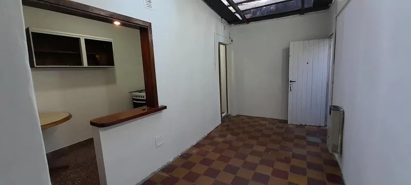 PH de 2 ambientes con terraza independiente en Villa Madero